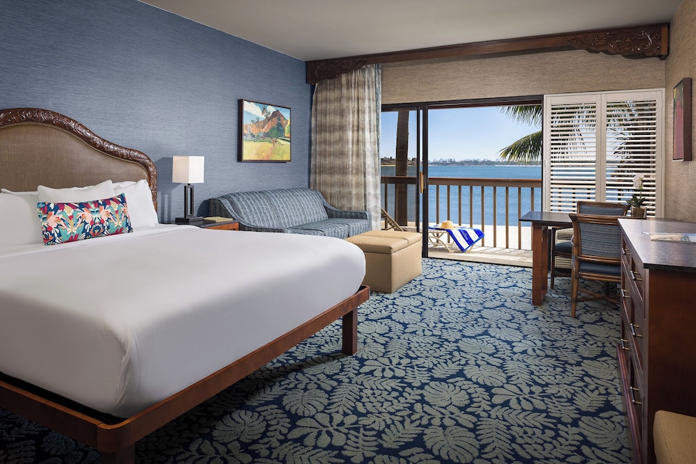 Room, 2 Queen Beds, Beach Front, Balcony