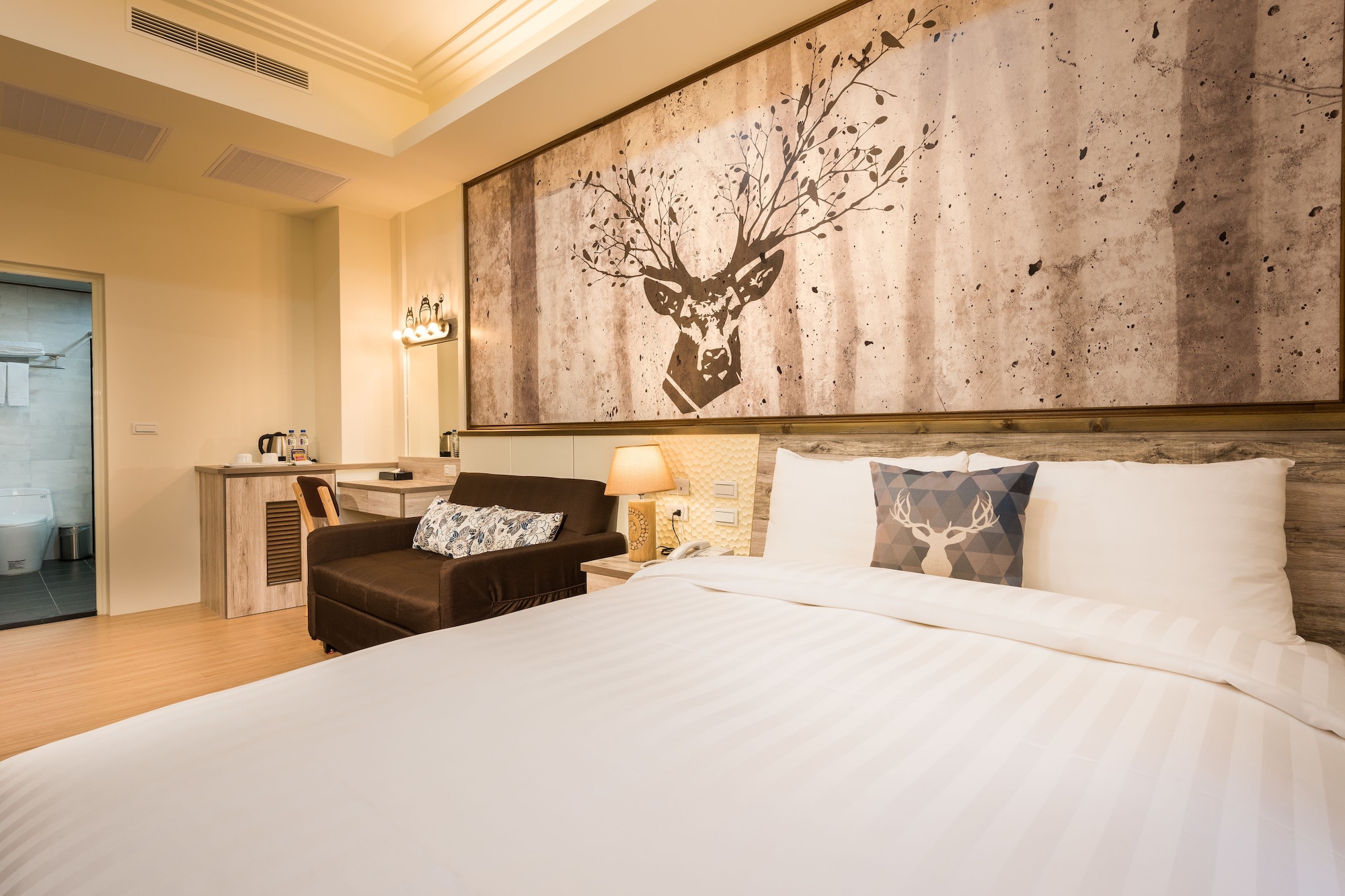COMFORT, DOUBLE BED, BALCONY