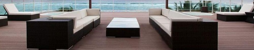 WATERMARK LUXURY OCEANFRONT ALL SUITE HOTEL 49/56