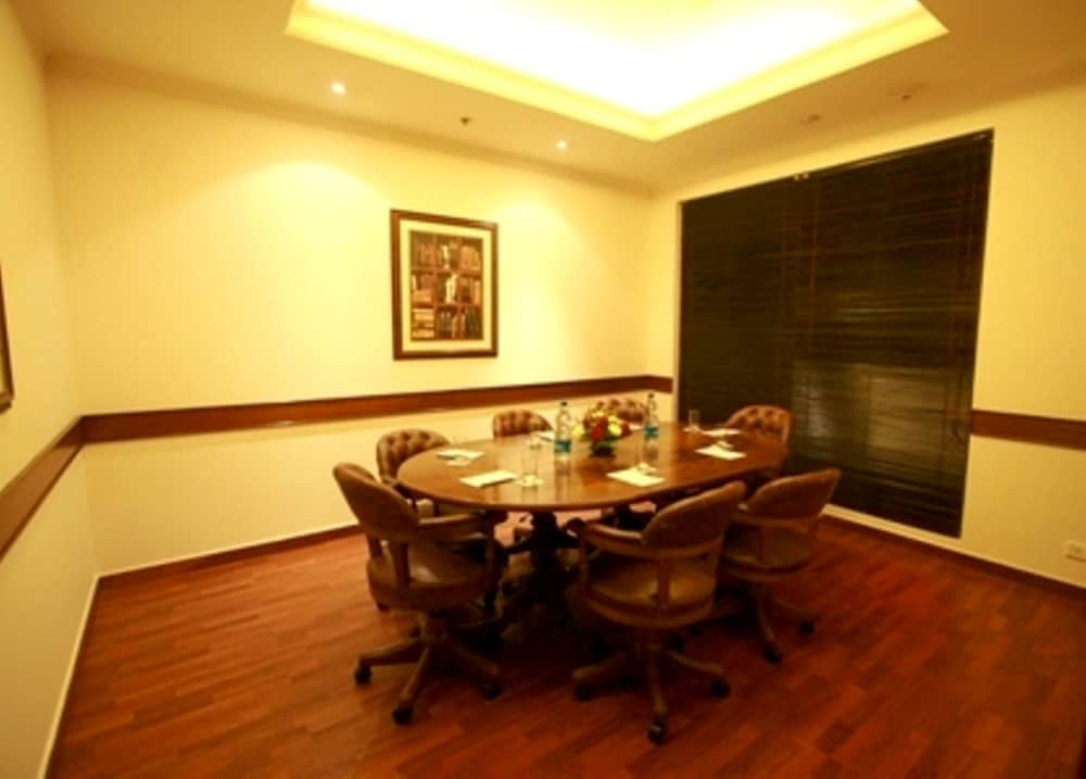 Radisson Hotel Jalandhar 41/50