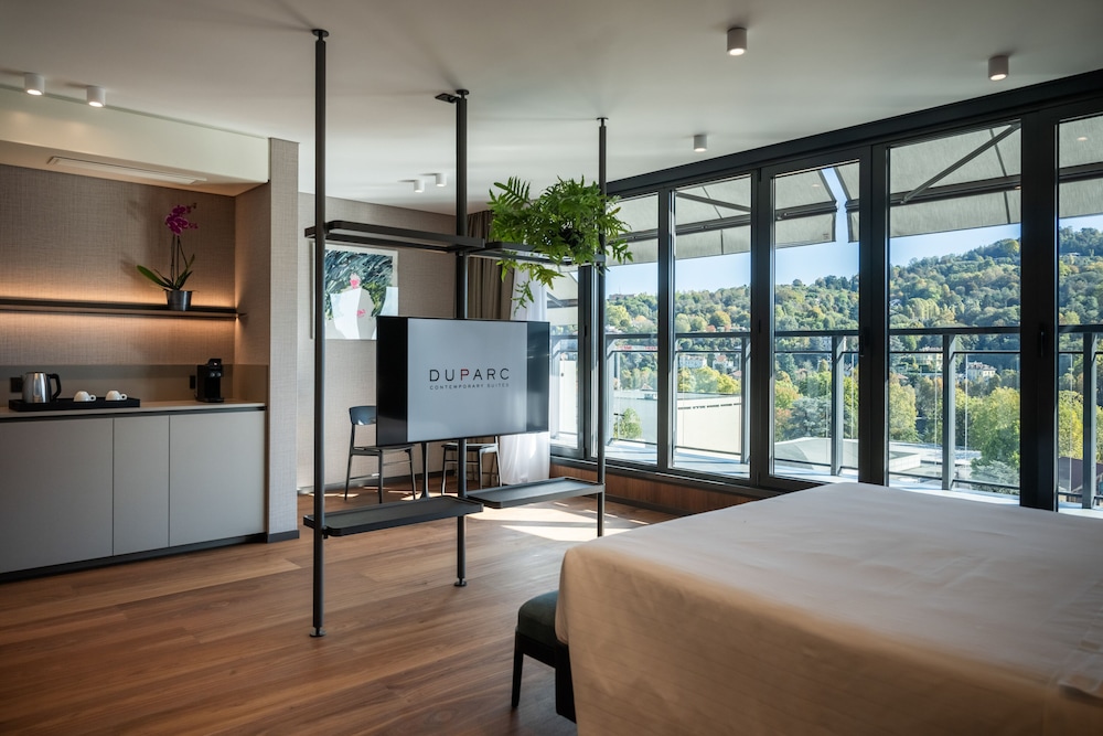 Duparc Contemporary Suites 61/73