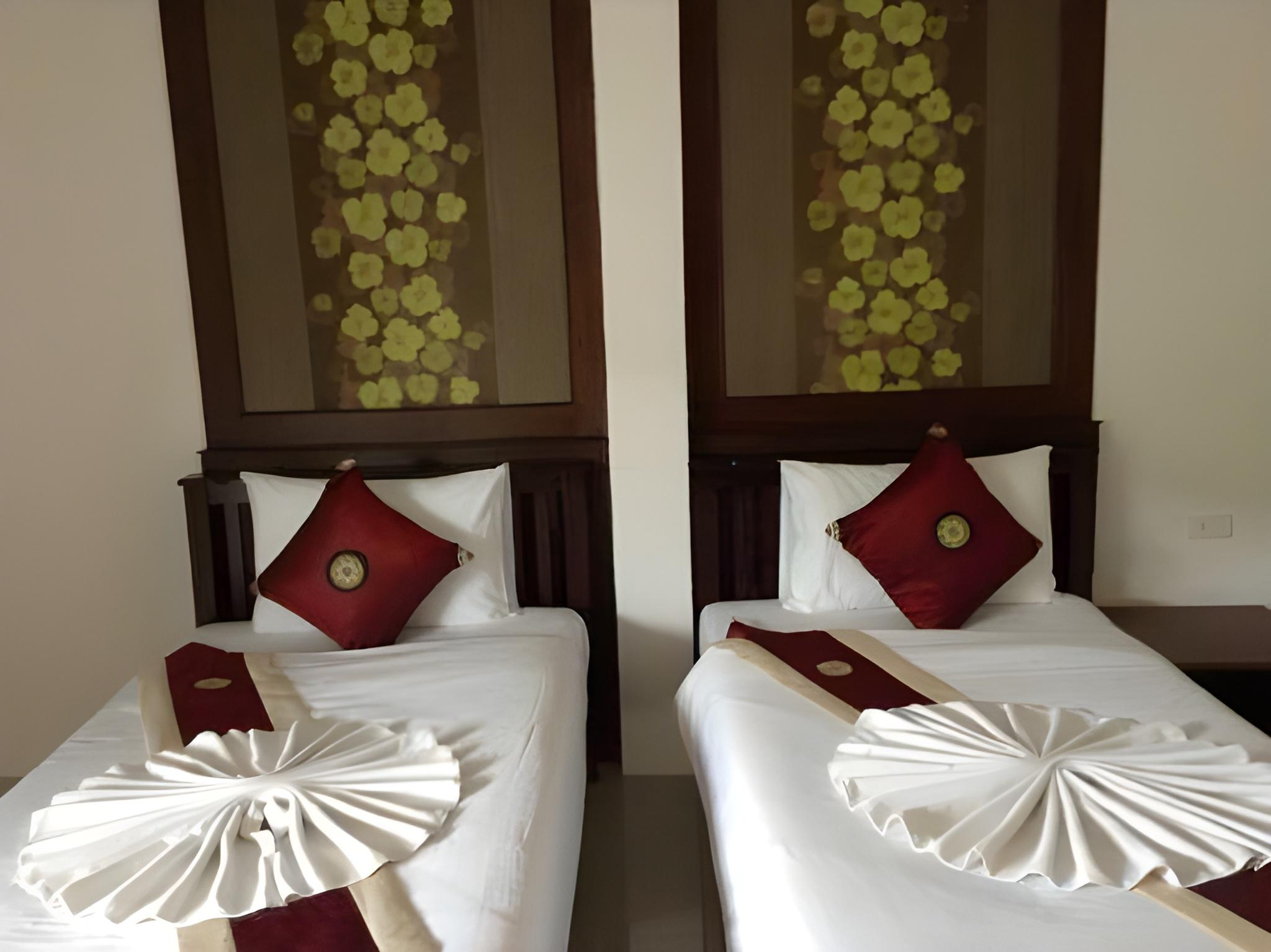 SUPERIOR, TWIN BEDS