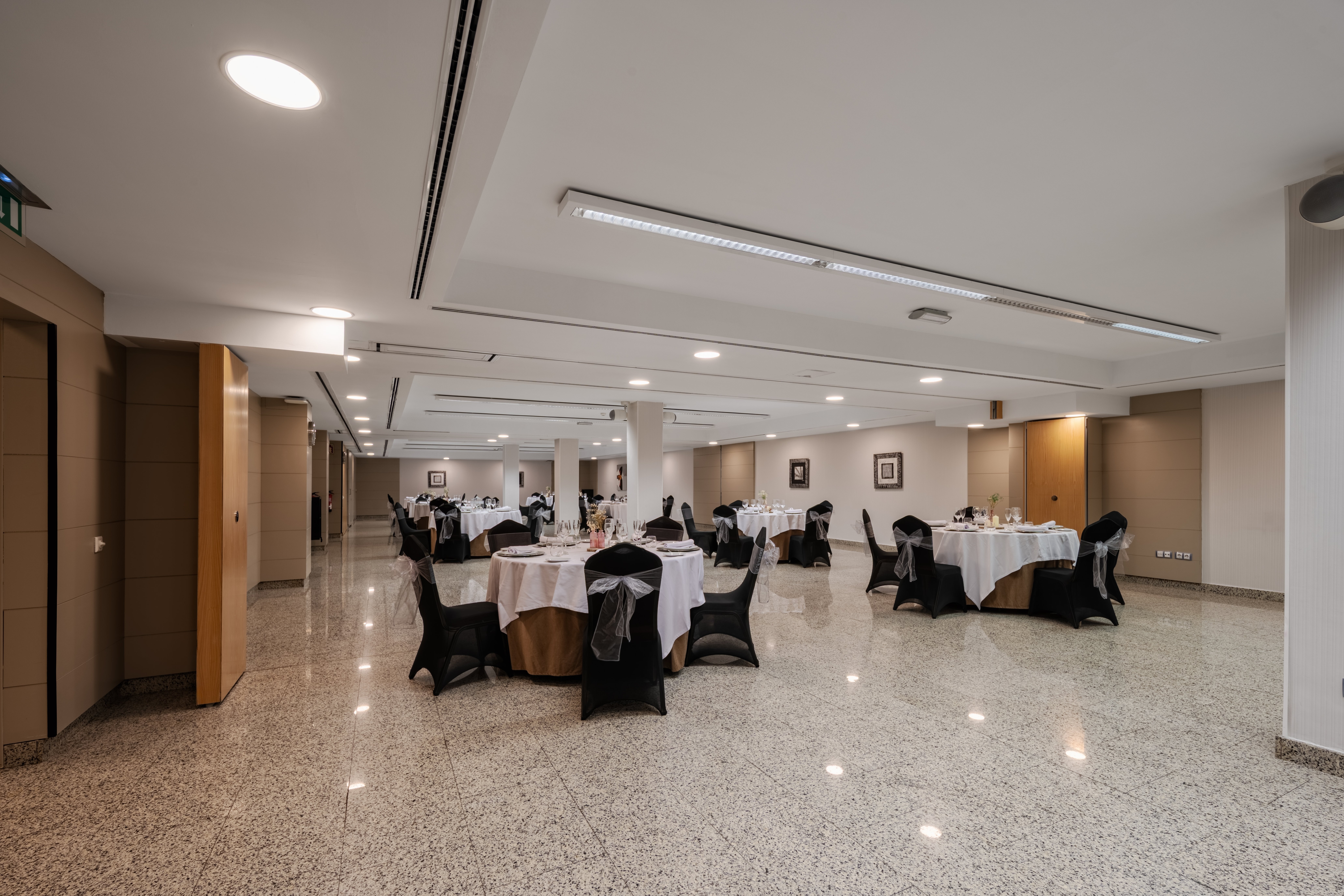 Crowne Plaza Madrid Airport Hotel 40/76