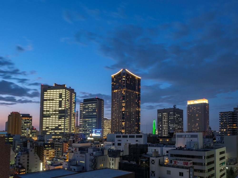 Apa Hotel Yokohama Kannai 48/48