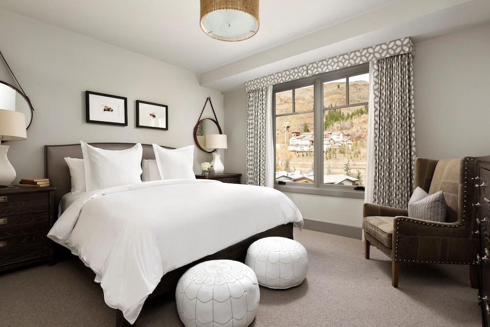 Four Seasons Resort and Residences Vail 33/93