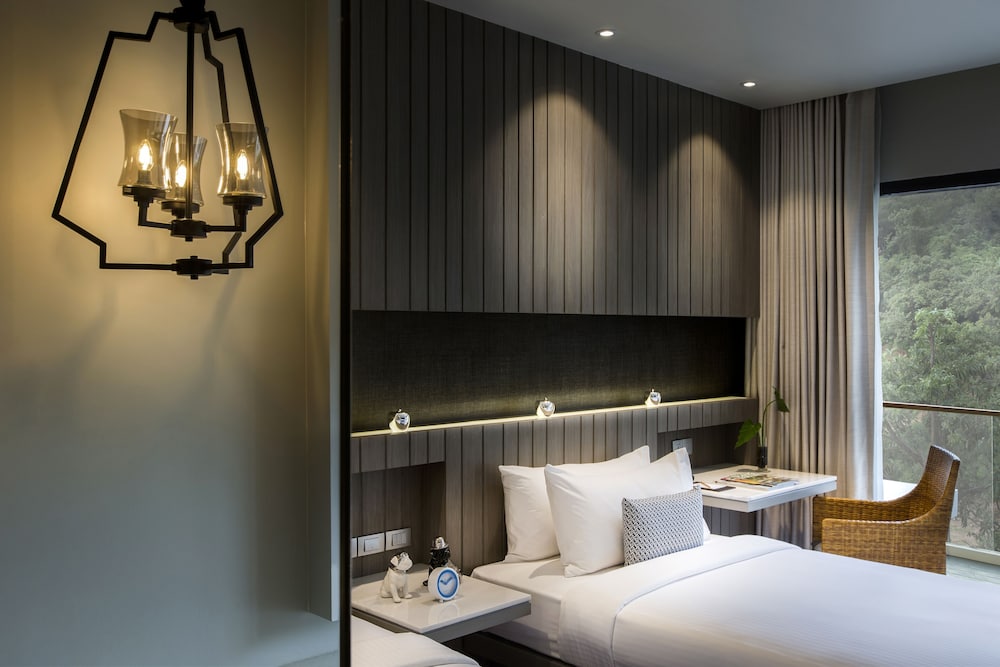 HOTEL IKON PHUKET 16/76