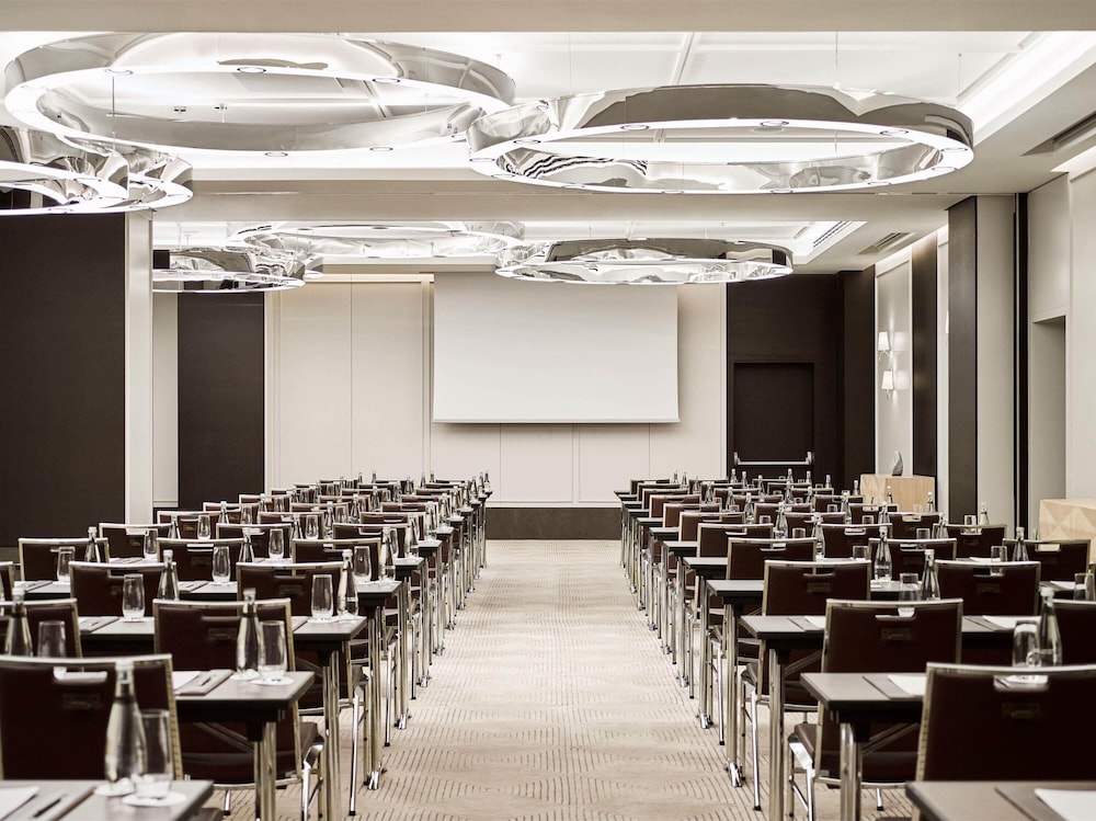 Fairmont Quasar Istanbul 68/79