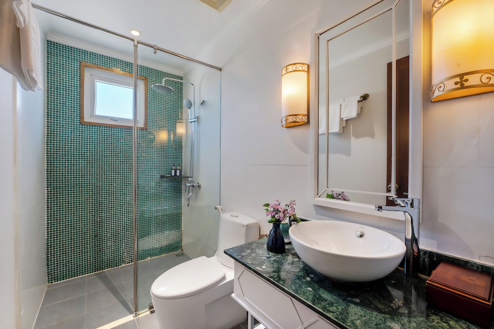 Lantana Boutique Hoi An Hotel 48/50