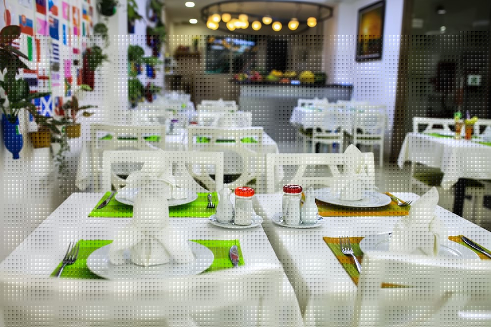 Hotel La Perle Hue 50/60