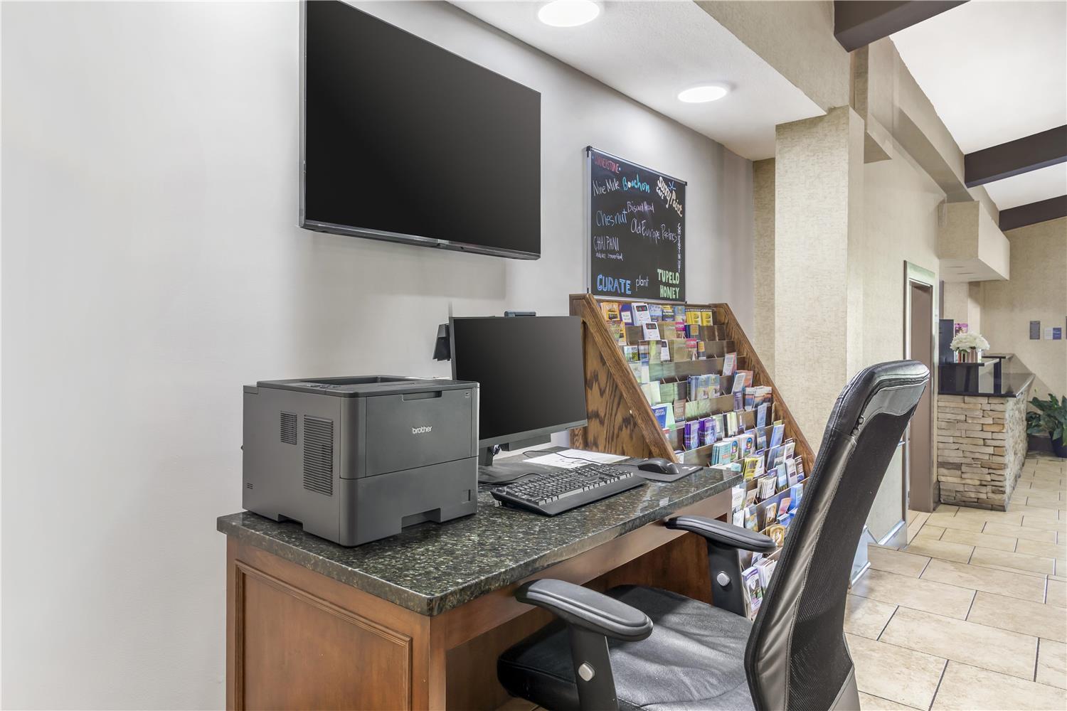 Best Western Asheville -Blue Ridge Parkway 33/40