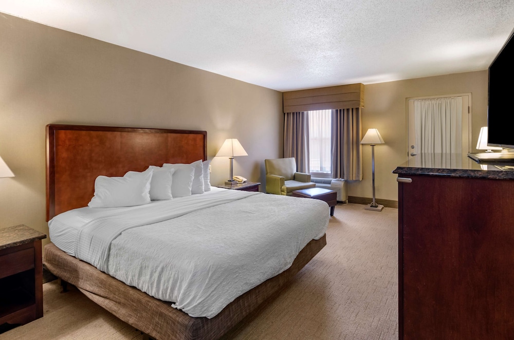 Best Western Plus Inn at Hunt Ridge 9/36