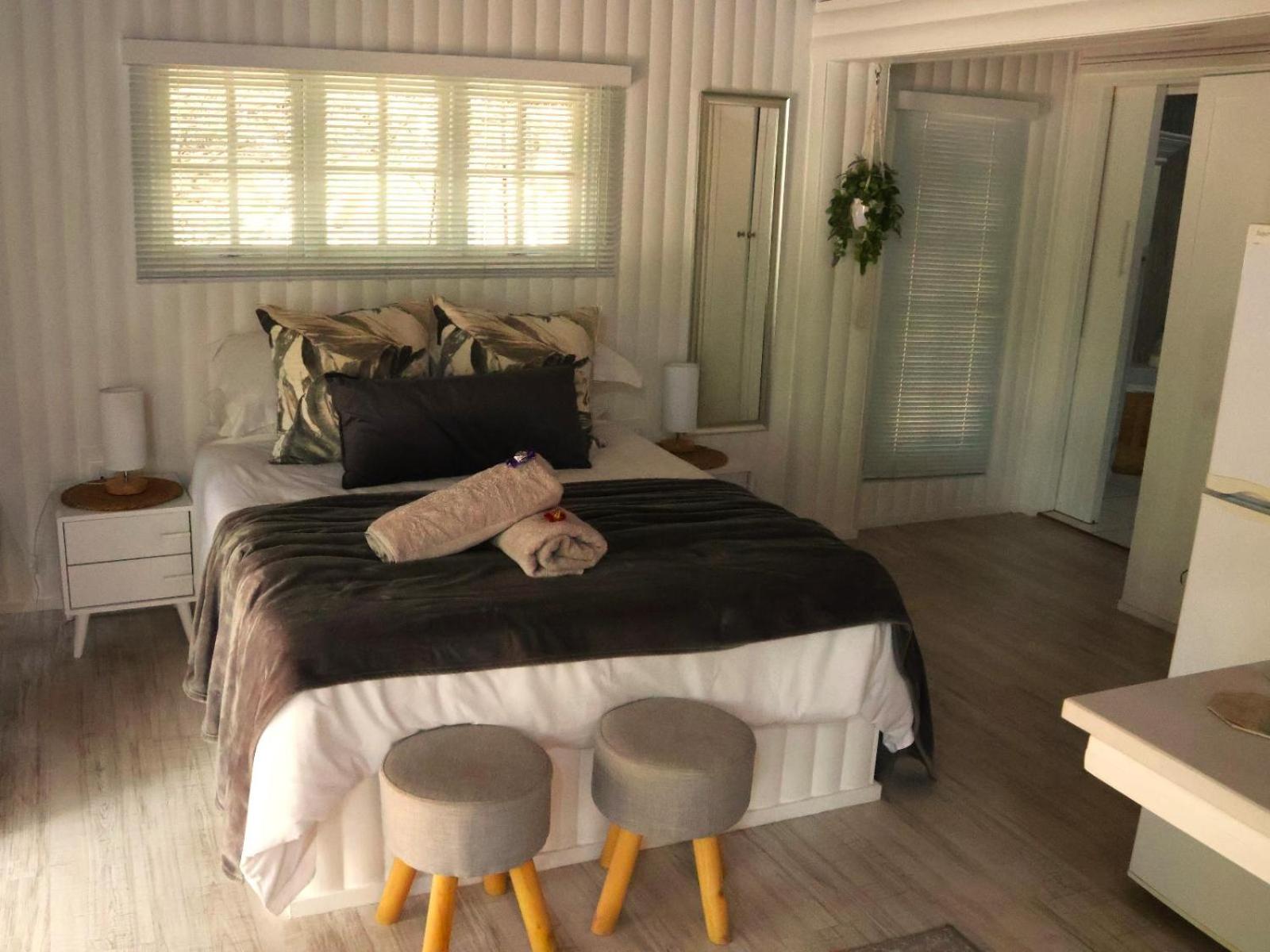 Monkey Thorn Cottage 12/50