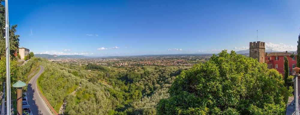 Hotel Villa Sermolli 45/50