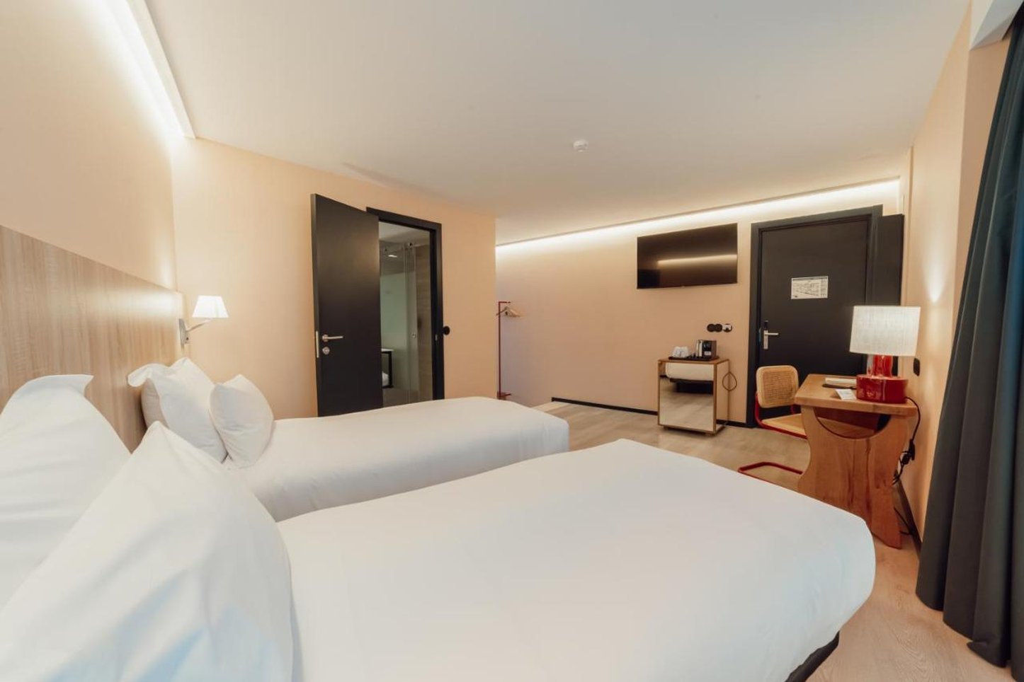 ABC HOTEL PORTO CAMPANHA 48/101