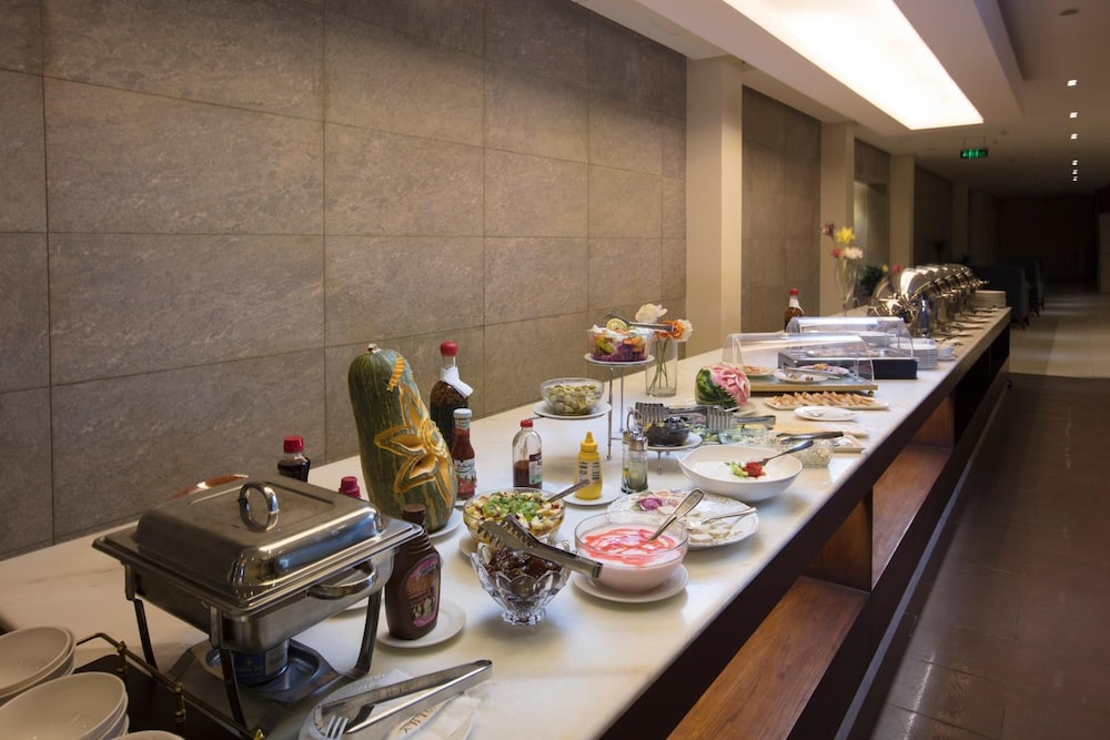 جراند لي لي(Grand Lily Hotel Suites) 41/46