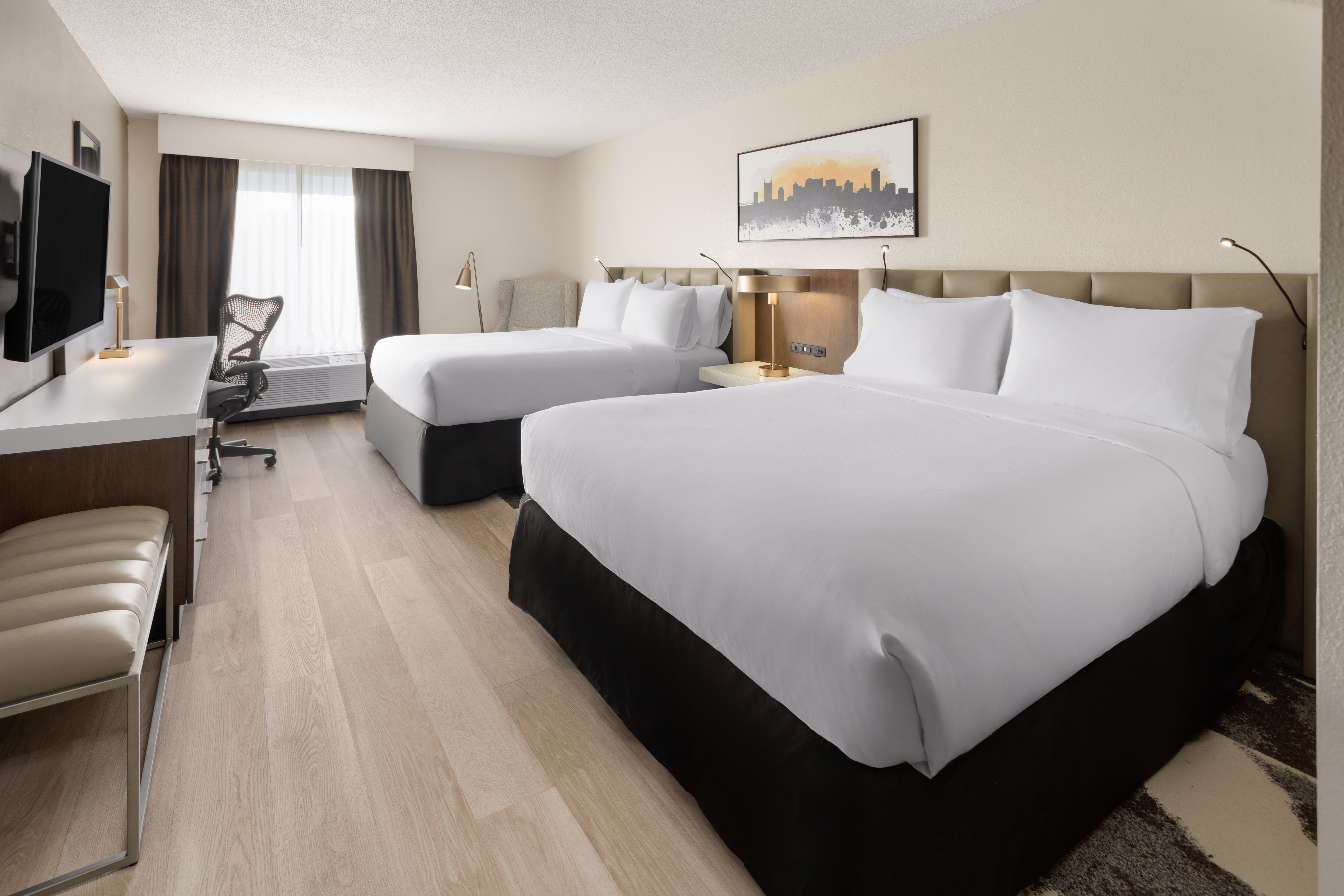 STANDARD, 2 QUEEN BEDS