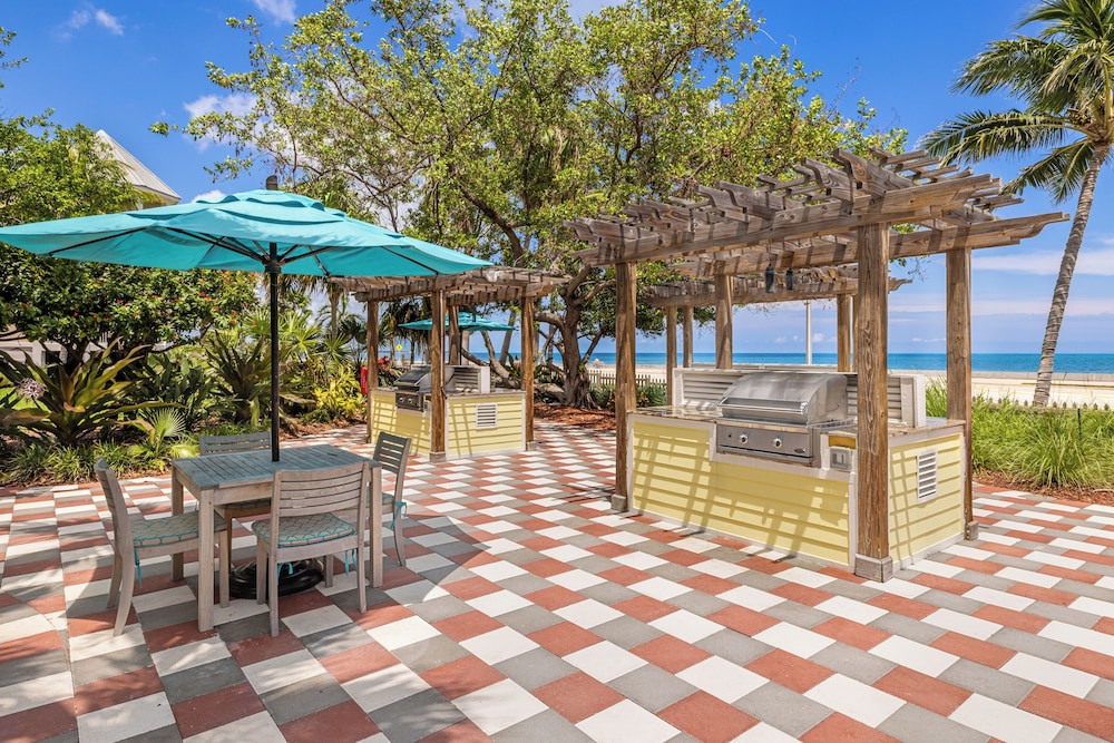 Hyatt Vacation Club at Windward Pointe 44/58
