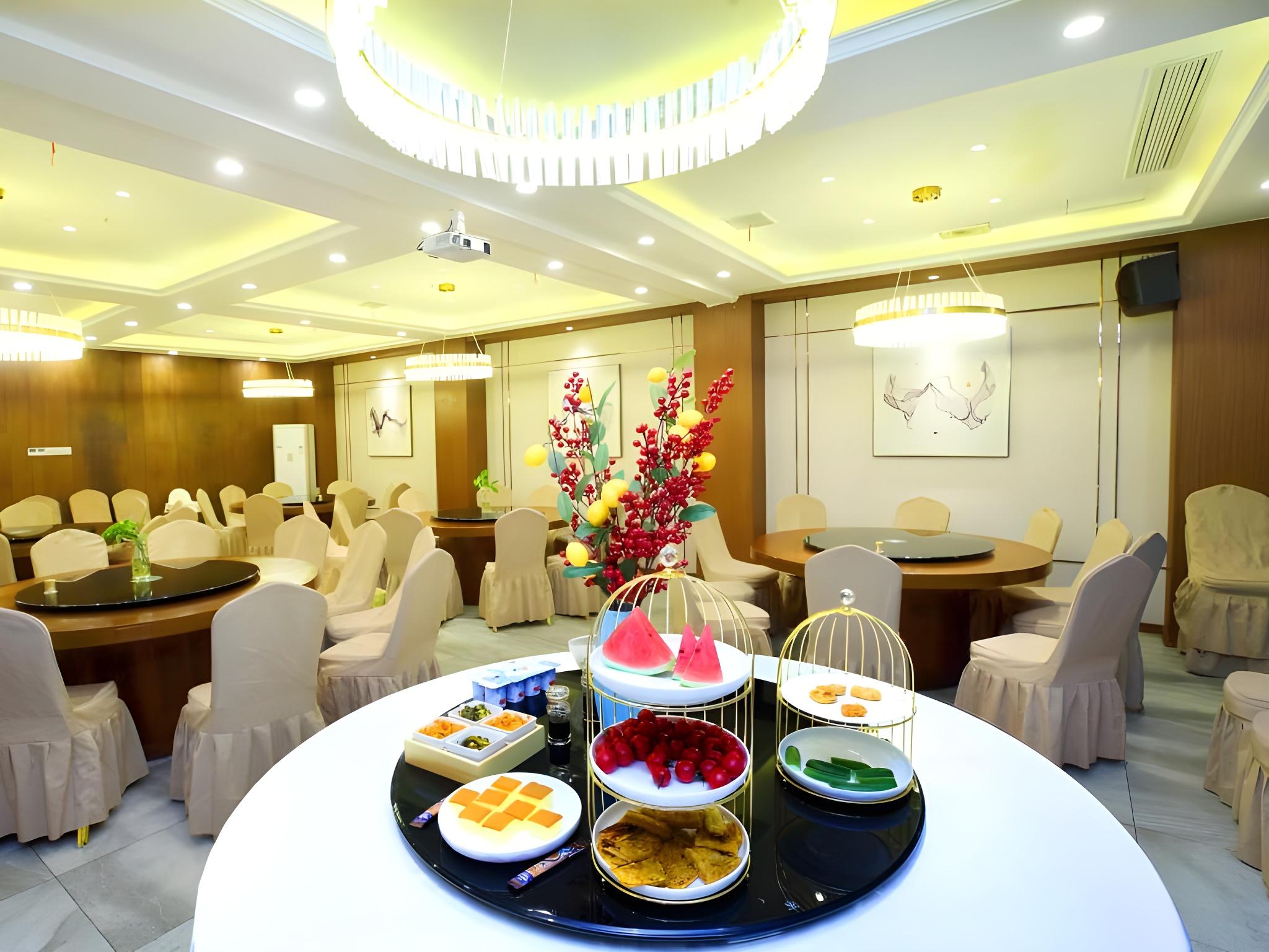 Gya Wuxi Hubin Commercial Street Taihu Scenic Area Hotel 50/58
