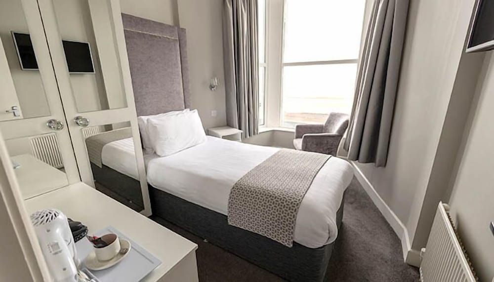 Park House Hotel 32/44