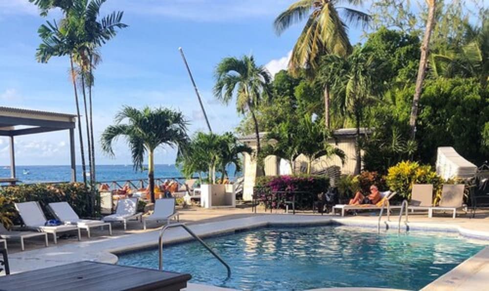 Sunswept Beach Hotel 39/44