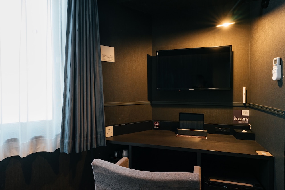 mizuka Business Canal city Hakata mae 37/42