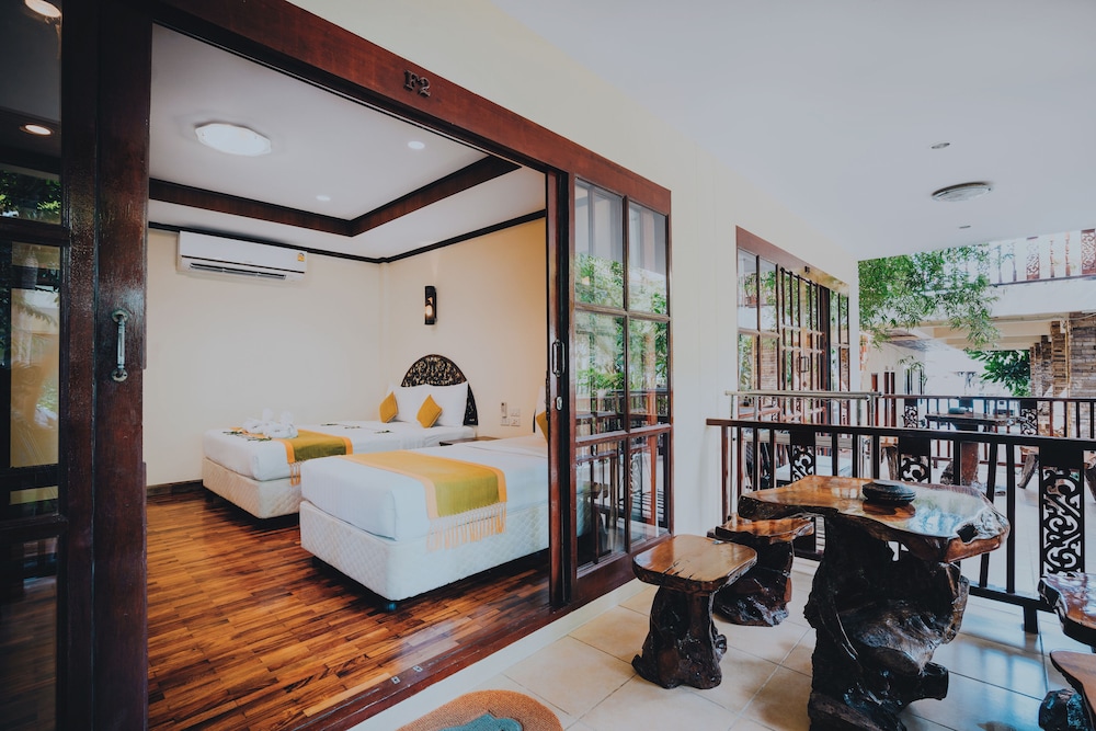 Havana Beach Resort 37/68