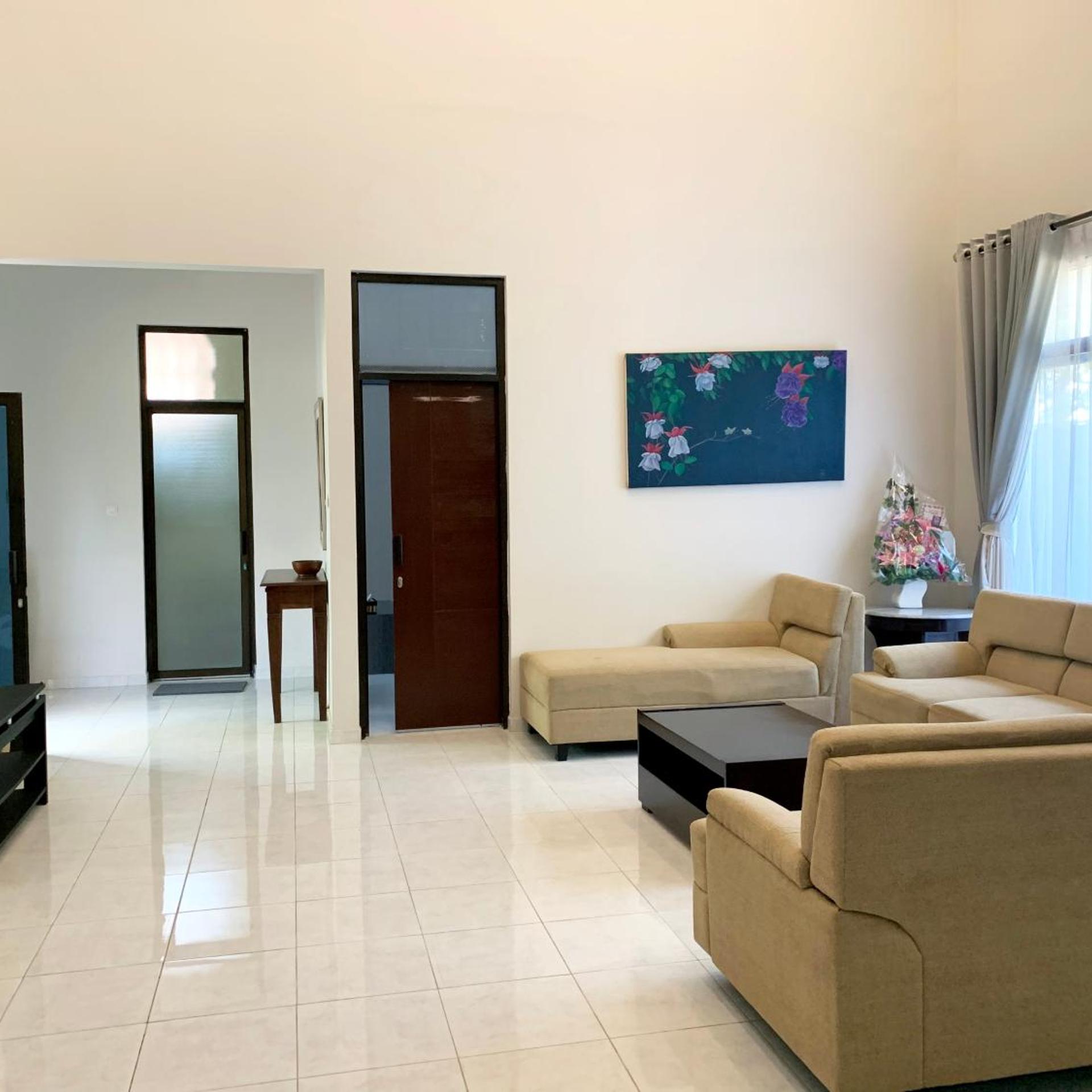 The Nalaya Hotel & Resto 27/49