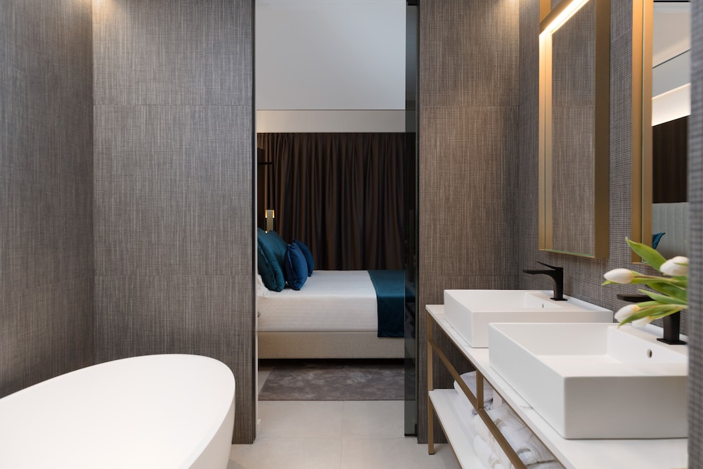 We Me Suite Hotel 45/46