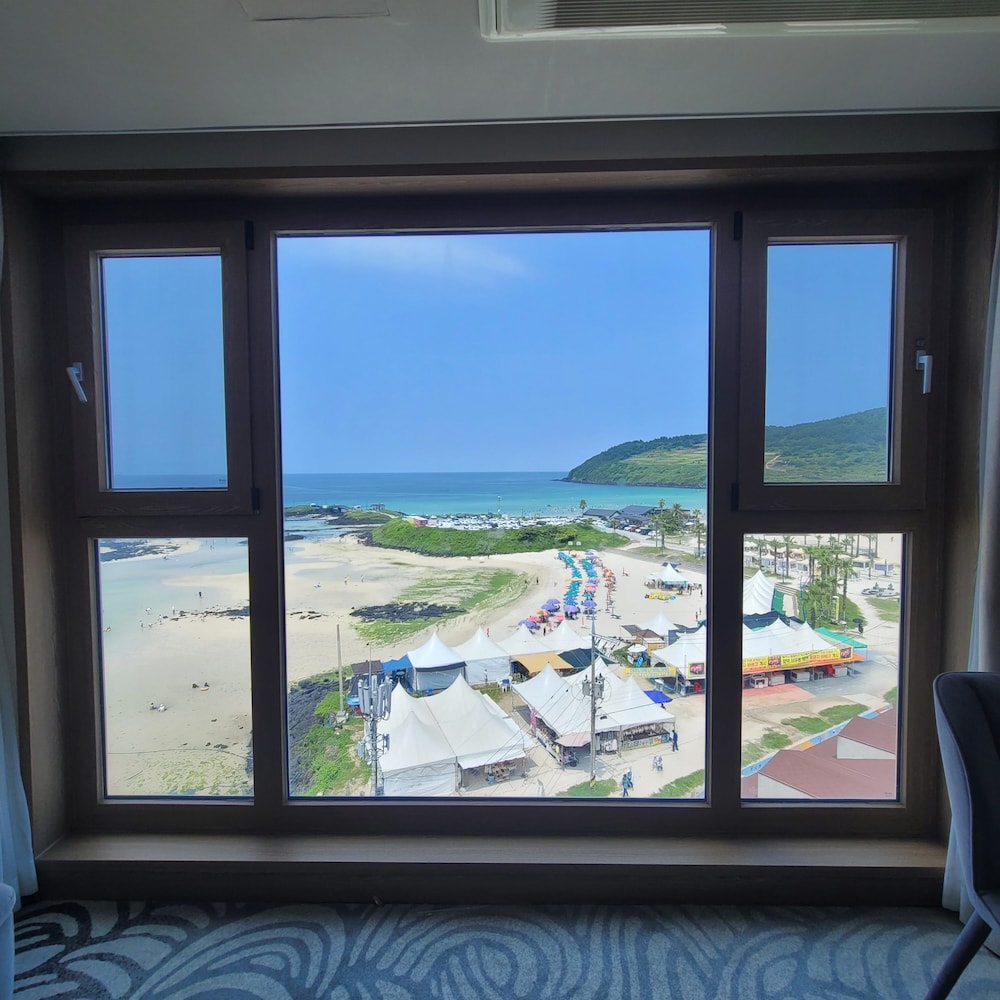 Ebenezer Hotel 22/46