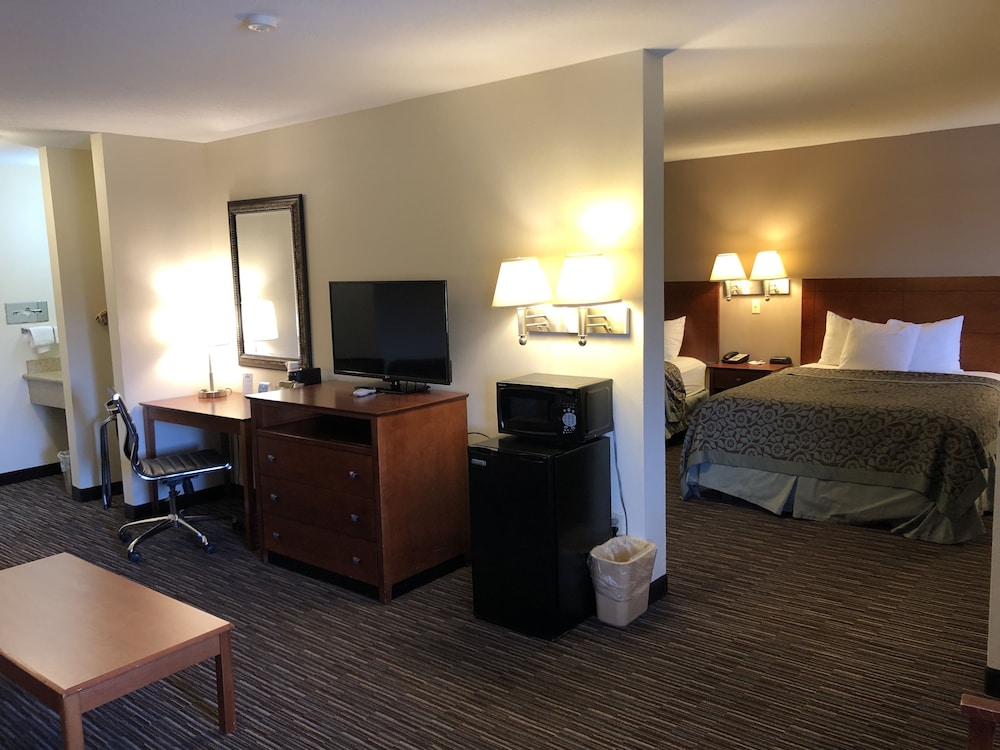 Days Inn By Wyndham Rio Rancho 16/24