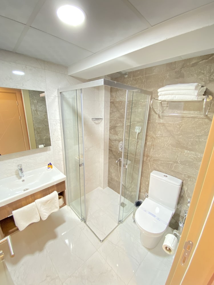 Hakcan Hotel 49/50