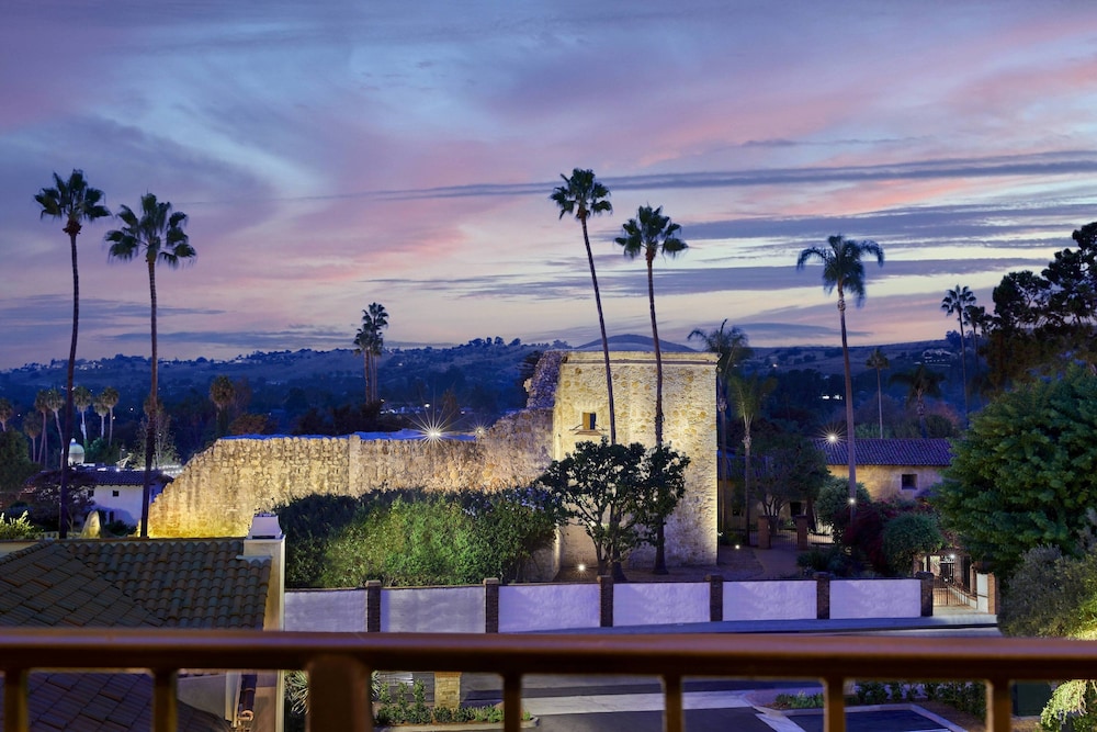 Inn At The Mission San Juan Capistrano Autograph Collection By Marriott 26/68