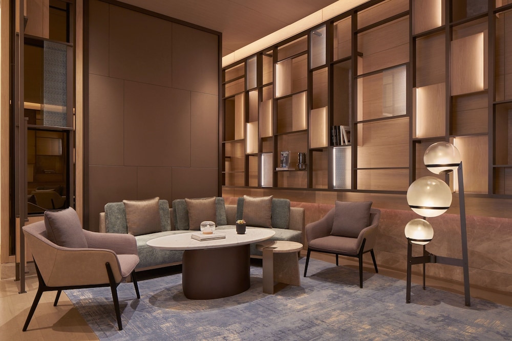Courtyard By Marriott Foshan 12/24