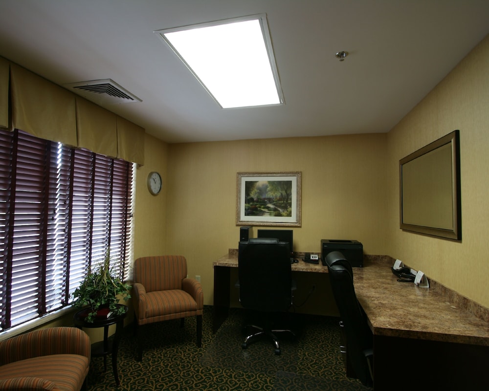 Comfort Inn Blackshear Hwy 84 25/25