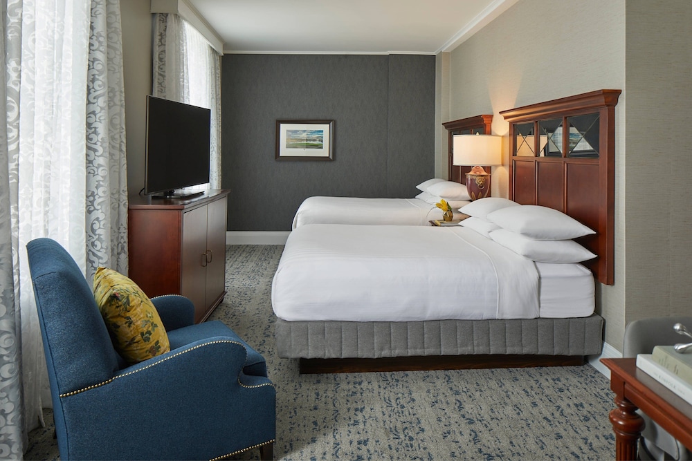 The Battle House Renaissance Mobile Hotel Spa 12/56