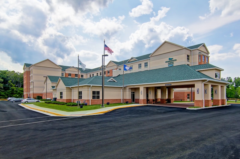 Homewood Suites By Hilton Woodbridge 1/17