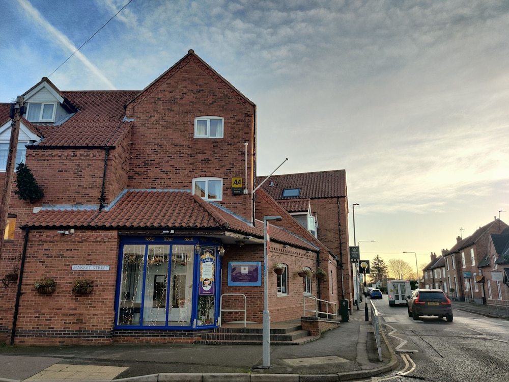 The Bingham Townhouse 2/50