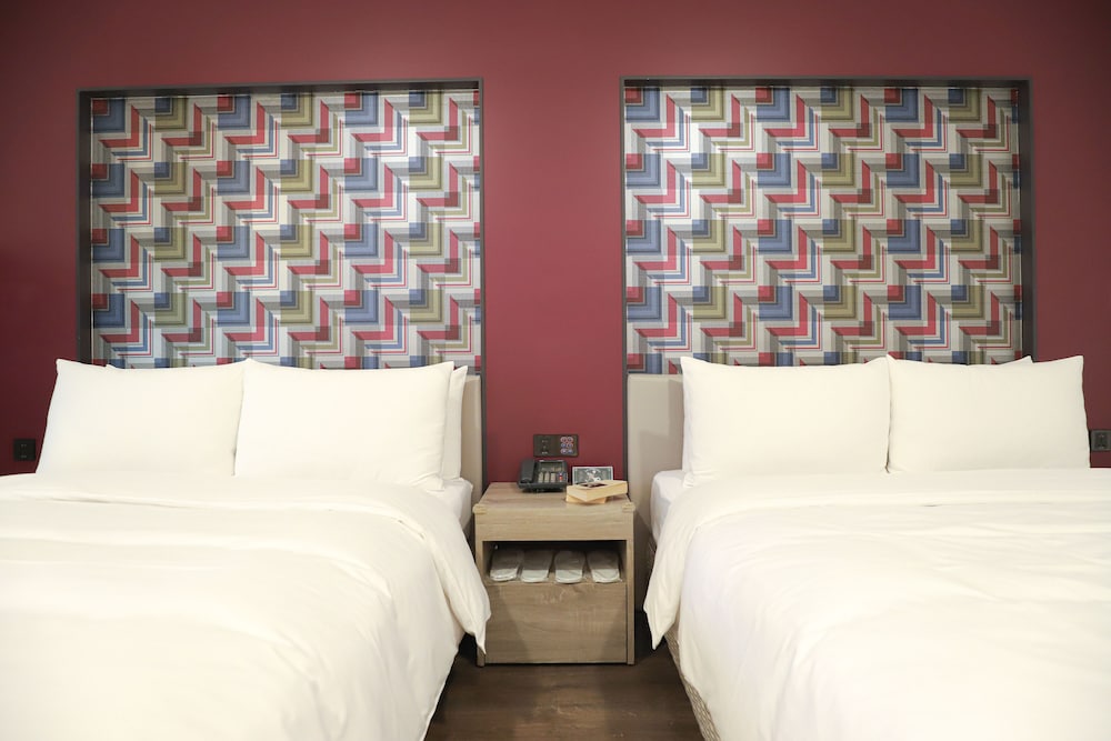 Aroma Chew Hotel 27/77