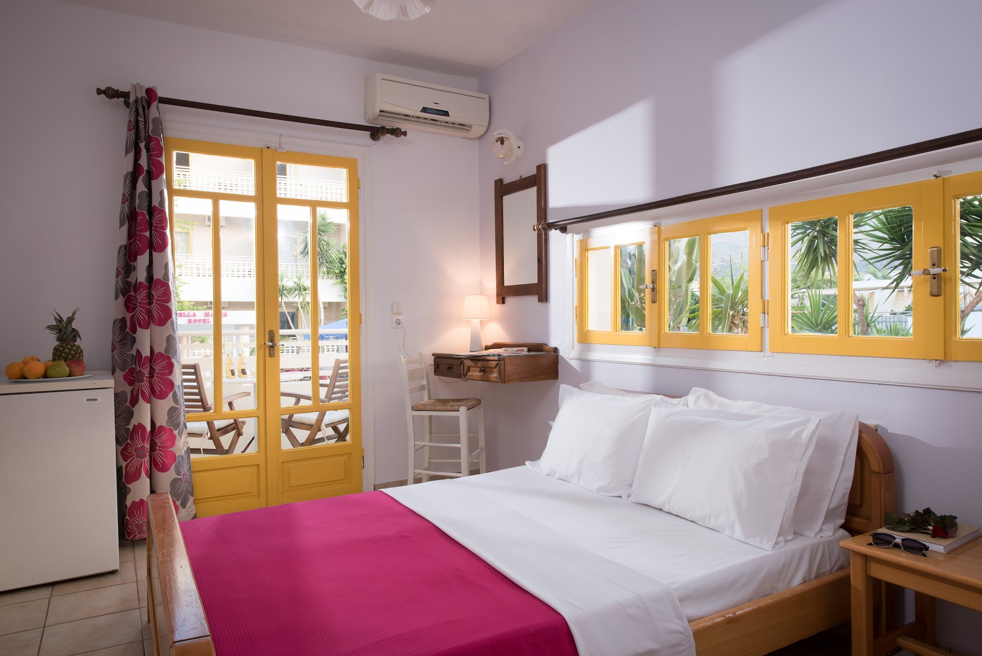 Mini, Deluxe, Suite, Double Bed
