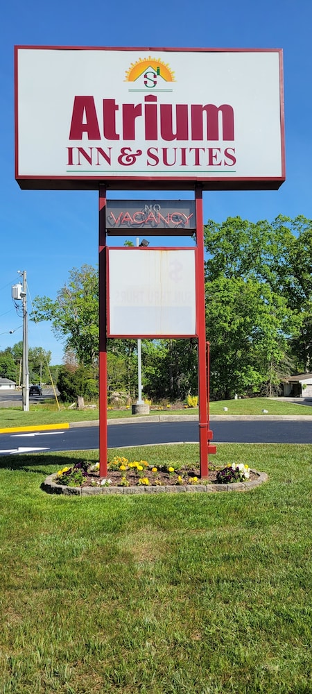 Atrium Inn 30/42