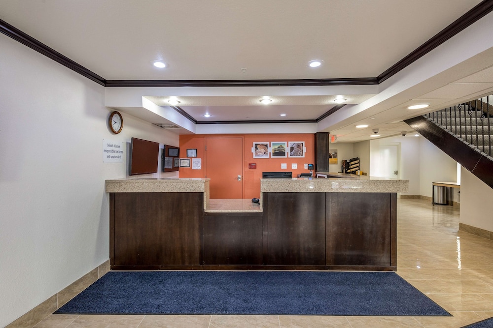 Motel6 Peoria, IL 9/66