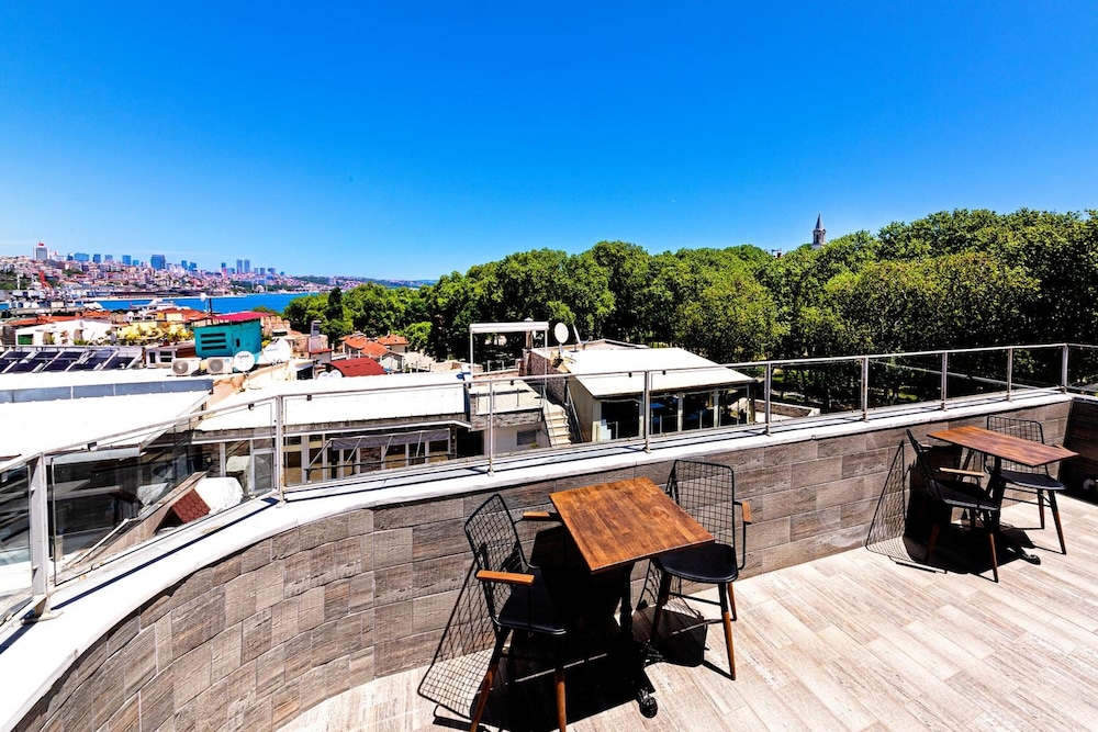 Neda Hotel Istanbul 24/26