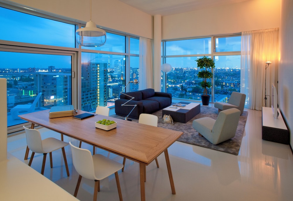 Urban Residences 35/50