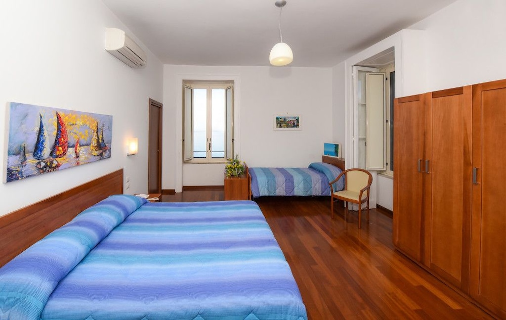 Villa Crawford 24/38