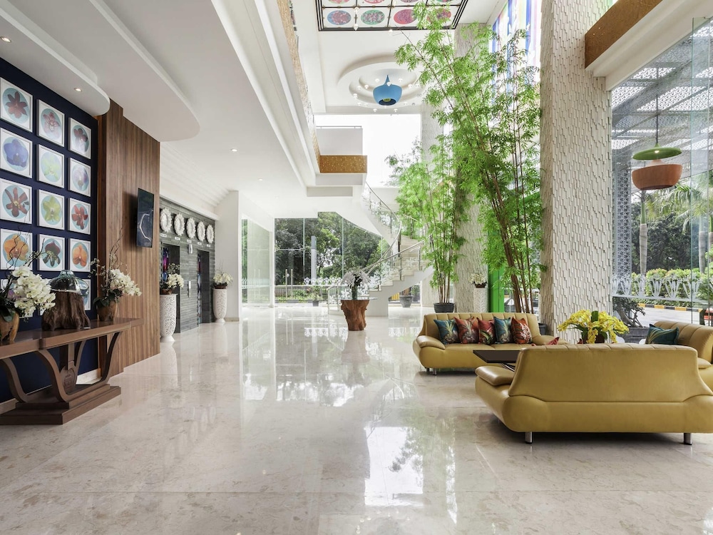 IBIS STYLES CIKARANG 9/35