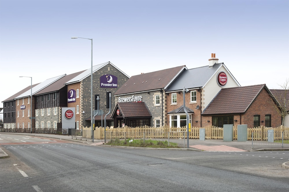 Premier Inn Glastonbury 6/54