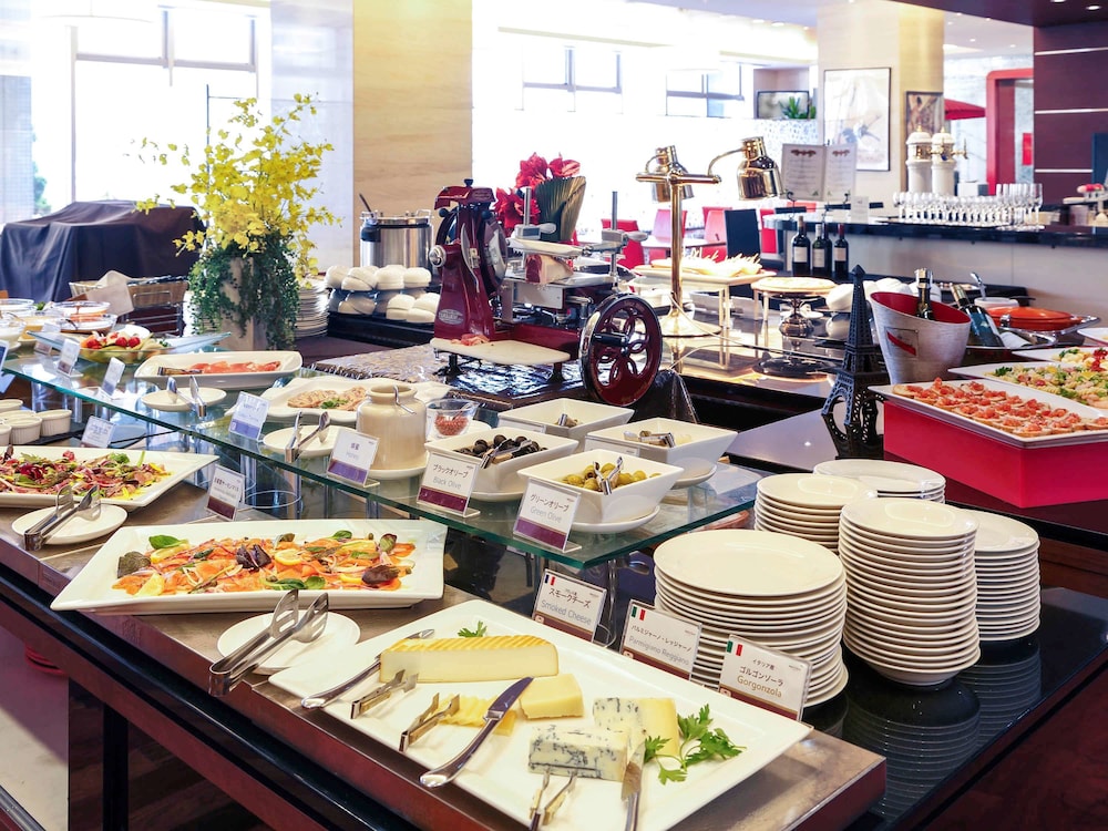 Mercure Sapporo 49/59