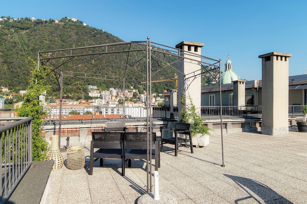 Terrazza Rooftop 30/34