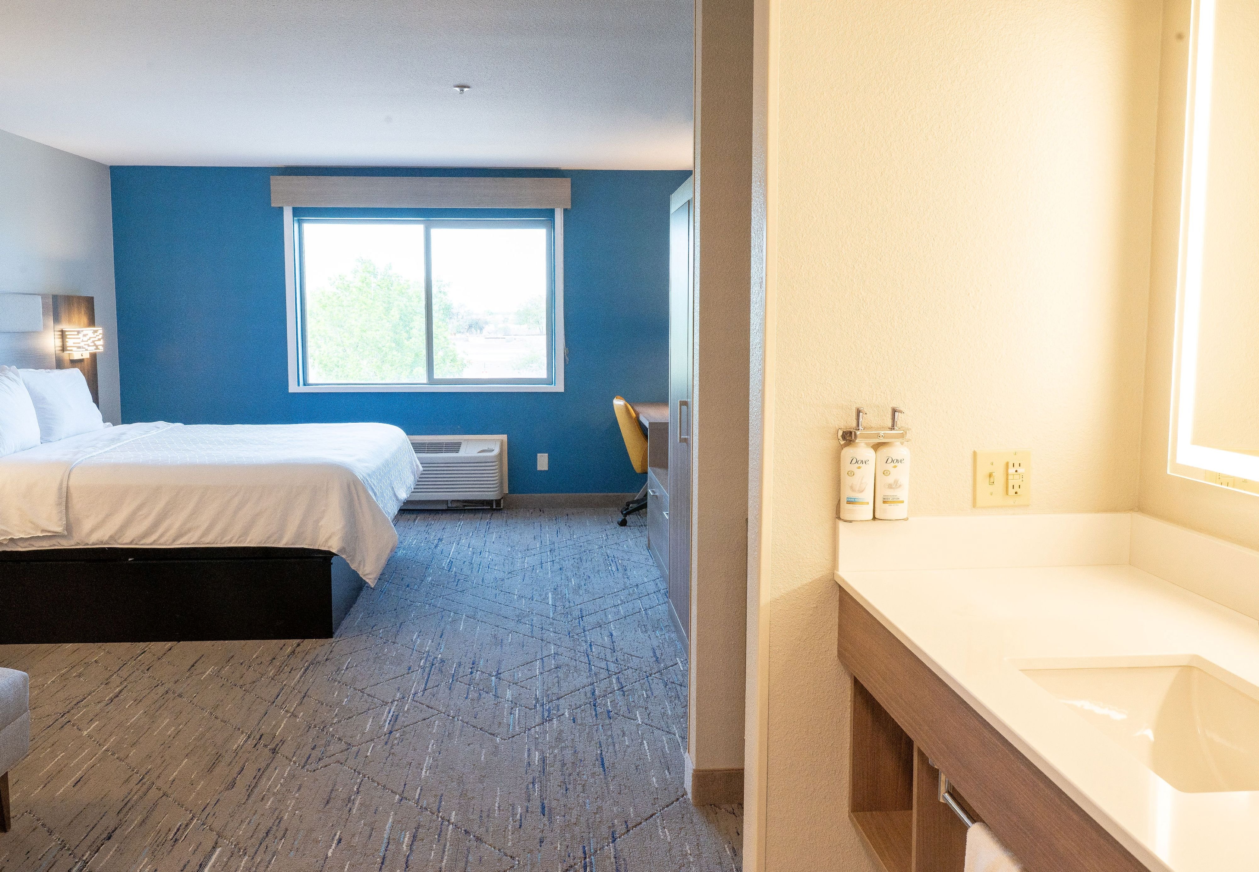 Holiday Inn Express Fallon 81/81