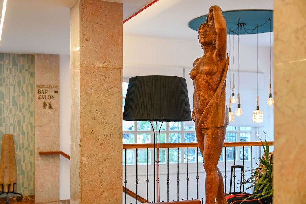 Pinos Playa Hotel 41/50